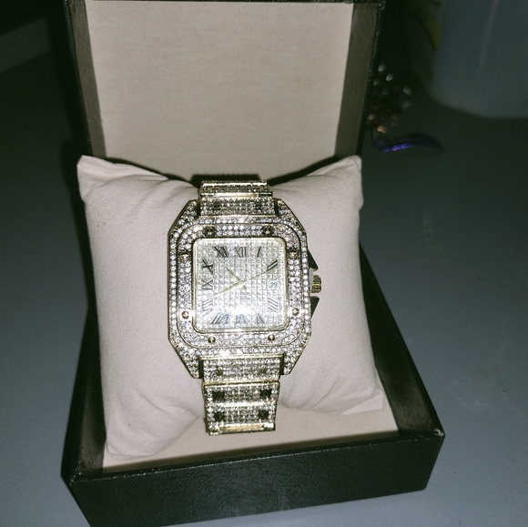 Watch - Picture 4 of 4